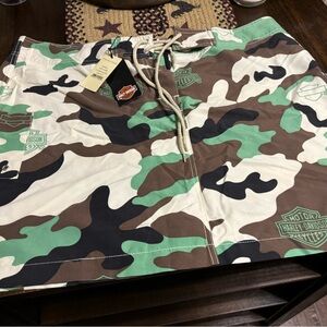 Woman’s camo Harley Davidson skirt. NWT